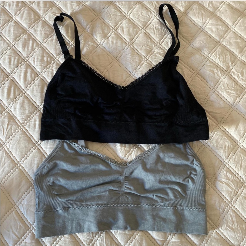 Black and grey maternity bra  #lingerie
under Control
Size S 
Good condition